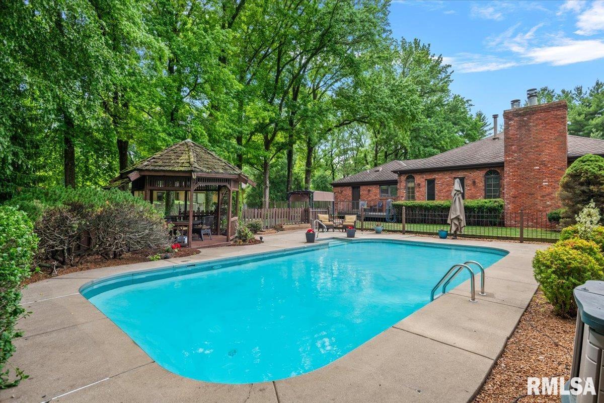 2223 Cardinal Drive Springfield, IL 62704 - Photo 79 of 92