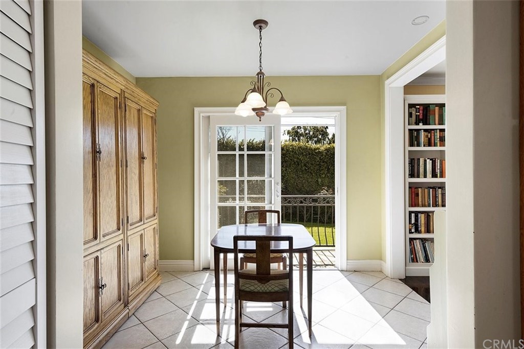 936 Birmingham Road Burbank, CA 91504 - Photo 21 of 33