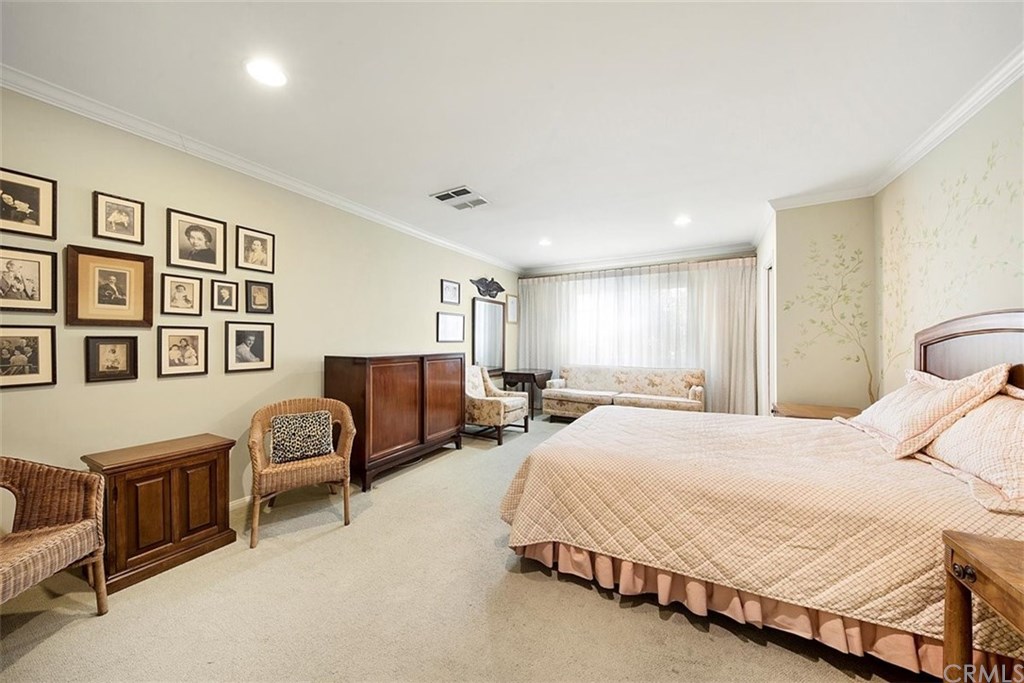 936 Birmingham Road Burbank, CA 91504 - Photo 22 of 33