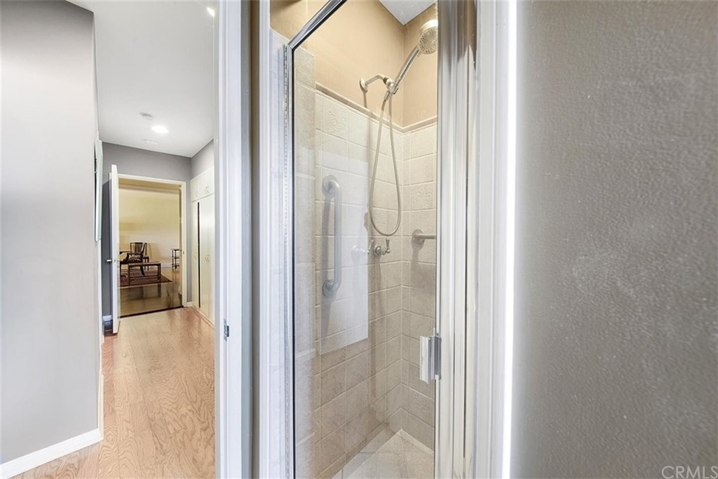 936 Birmingham Road Burbank, CA 91504 - Photo 25 of 33