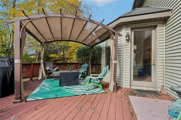 $524,000 | 1123 Wishart Place, Hermitage, PA 16148