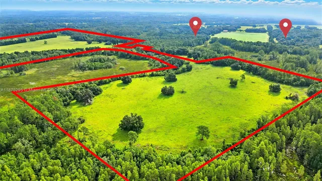 a view of a multi story building