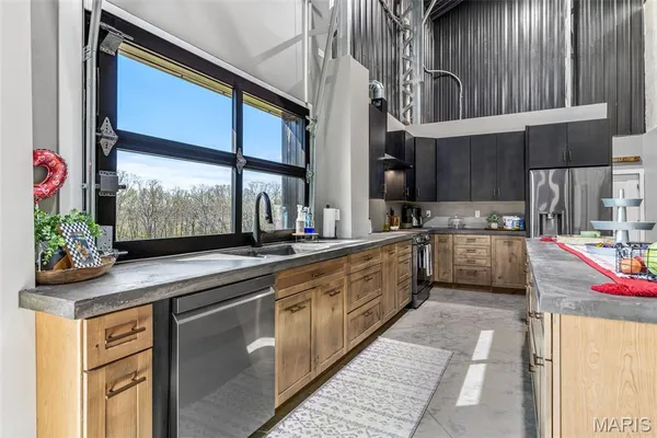 $1,824,000 | 709 Eberhardt Lane, De Soto, MO 63020