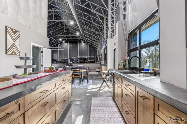 $1,824,000 | 709 Eberhardt Lane, De Soto, MO 63020