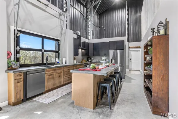 $1,824,000 | 709 Eberhardt Lane, De Soto, MO 63020