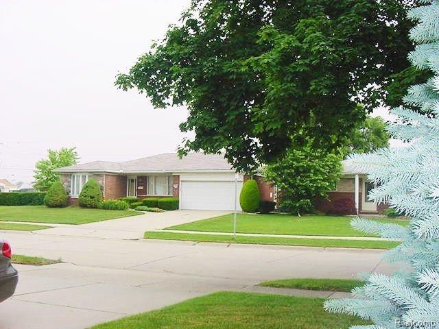8370 Potomac Street Center Line, MI 48015 - Photo 5 of 20 View Across Street
