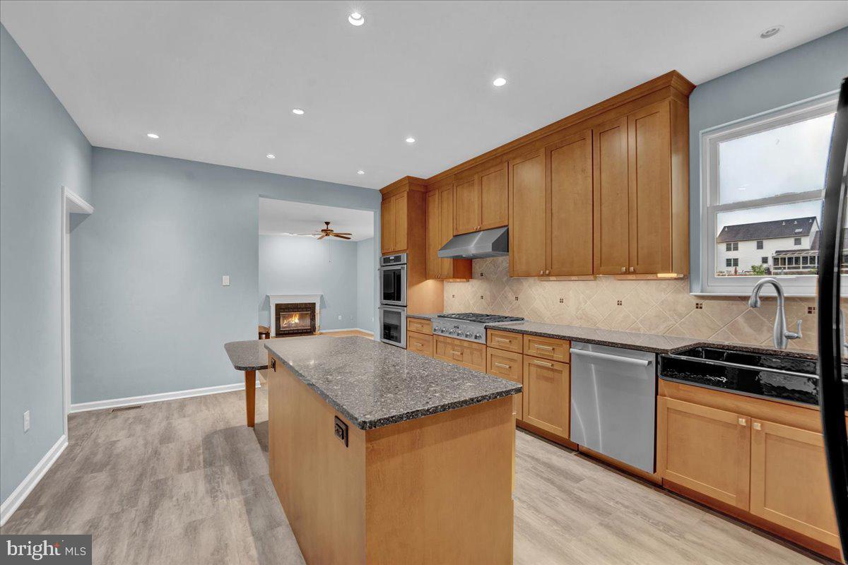 550 Betcher Road Trappe, PA 19426 - Photo 15 of 71 Gourmet Kitchen with Island