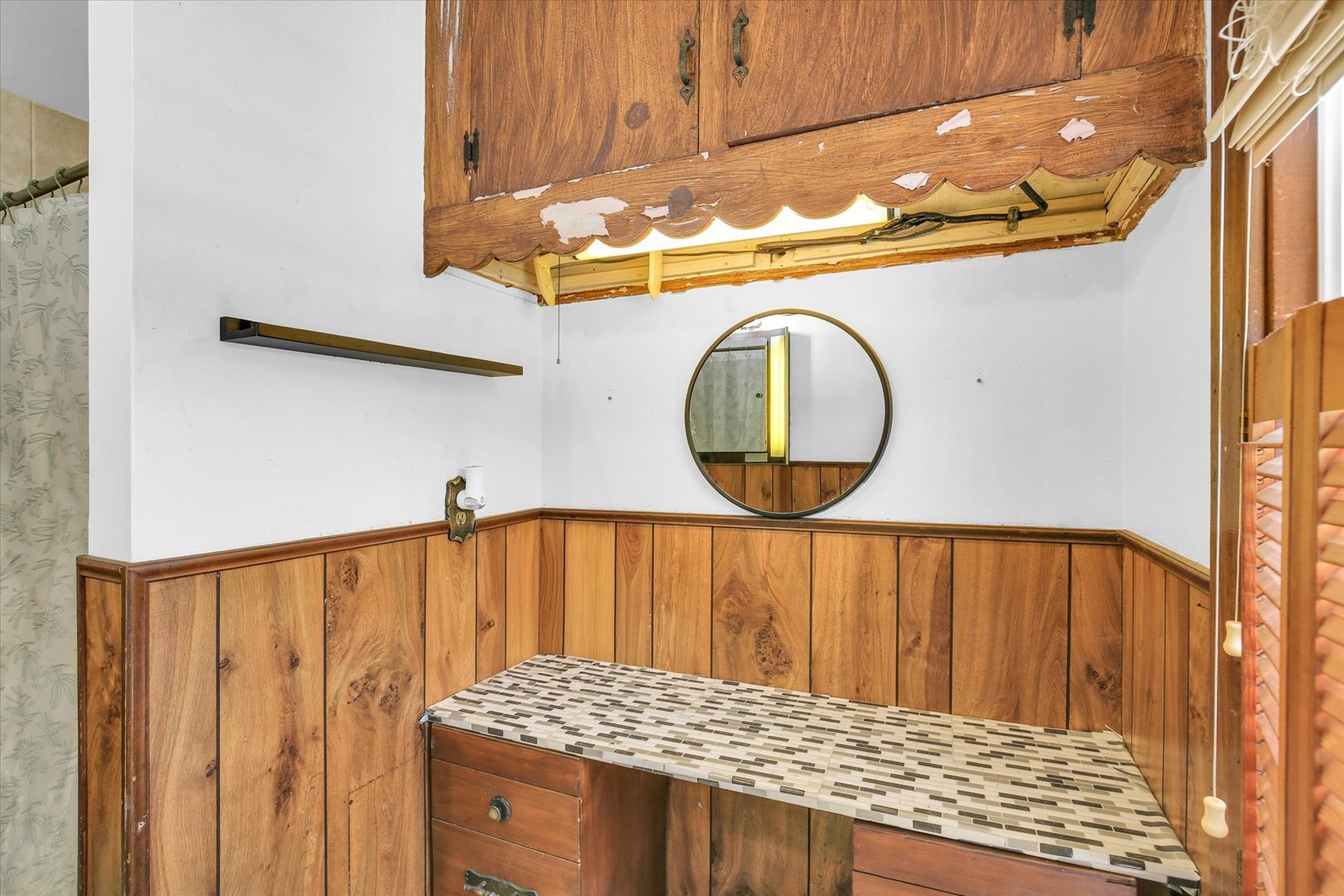 110 East Barker Street Tuscola, IL 61953 - Photo 19 of 32 a view of a balcony