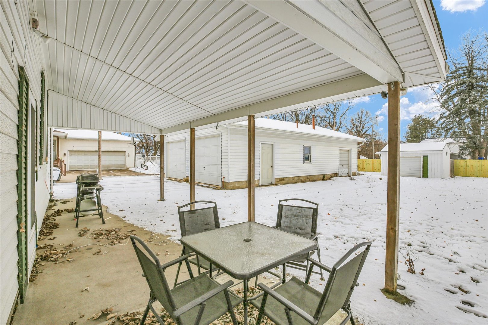 110 East Barker Street Tuscola, IL 61953 - Photo 28 of 32 a view of an outdoor space with seating area