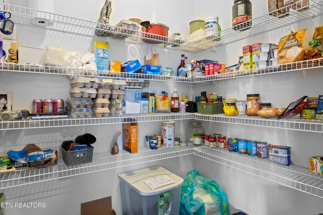 $464,000 | 6150 Pembridge Road, Knoxville, TN 37912