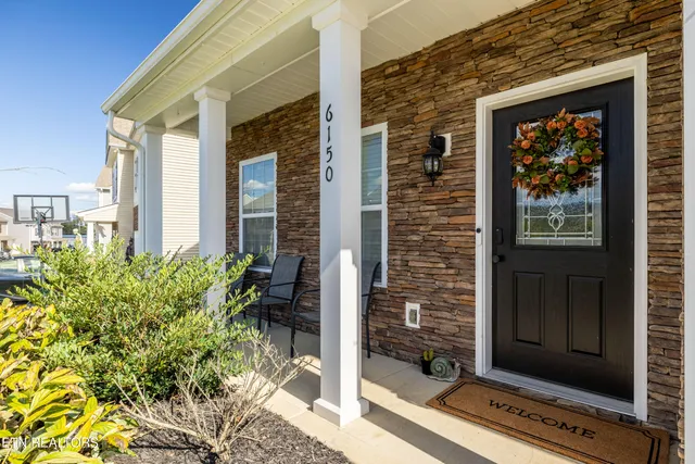 $464,000 | 6150 Pembridge Road, Knoxville, TN 37912