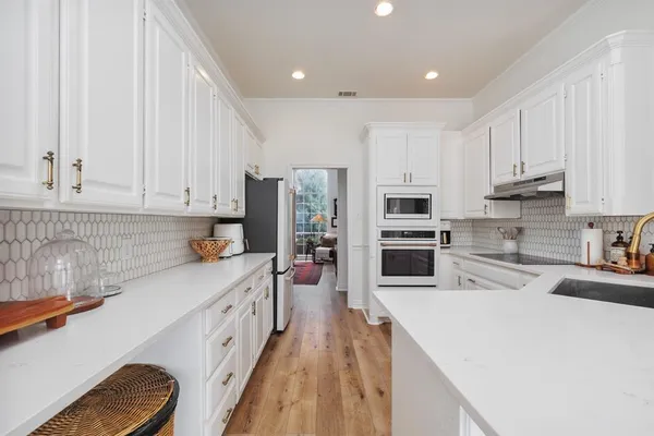 $919,900 | 3115 Woodland Heights Circle, Colleyville, TX 76034