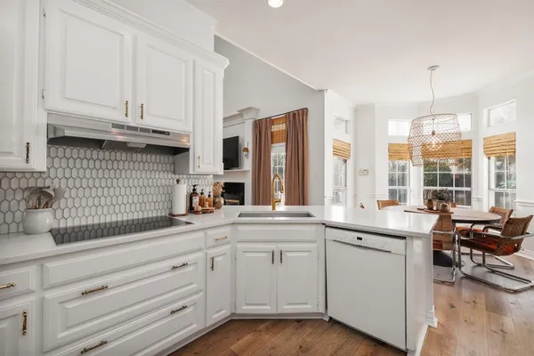 $919,900 | 3115 Woodland Heights Circle, Colleyville, TX 76034
