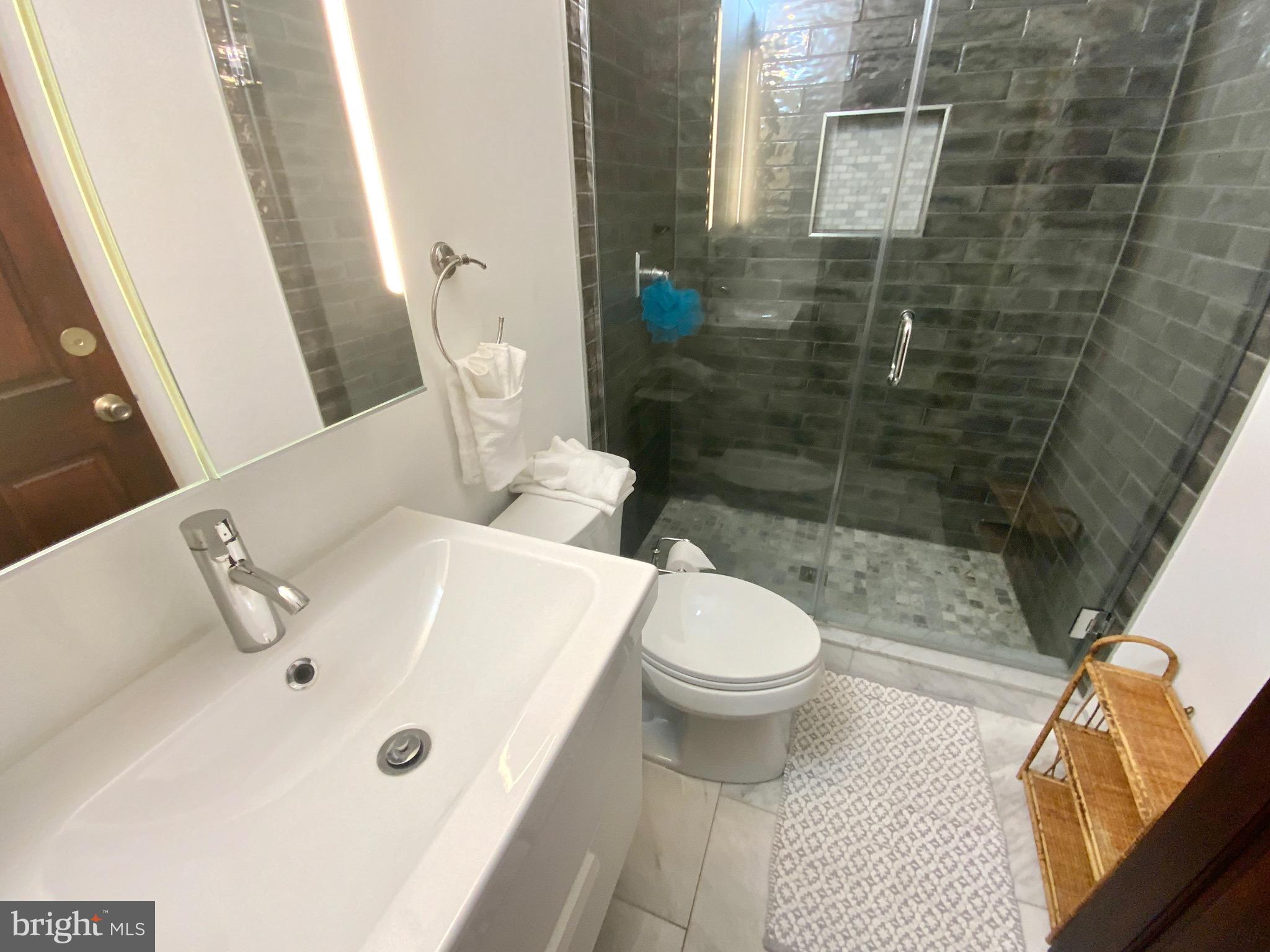 1837 16th Street Northwest, Unit B Washington, DC 20009 - Photo 8 of 10