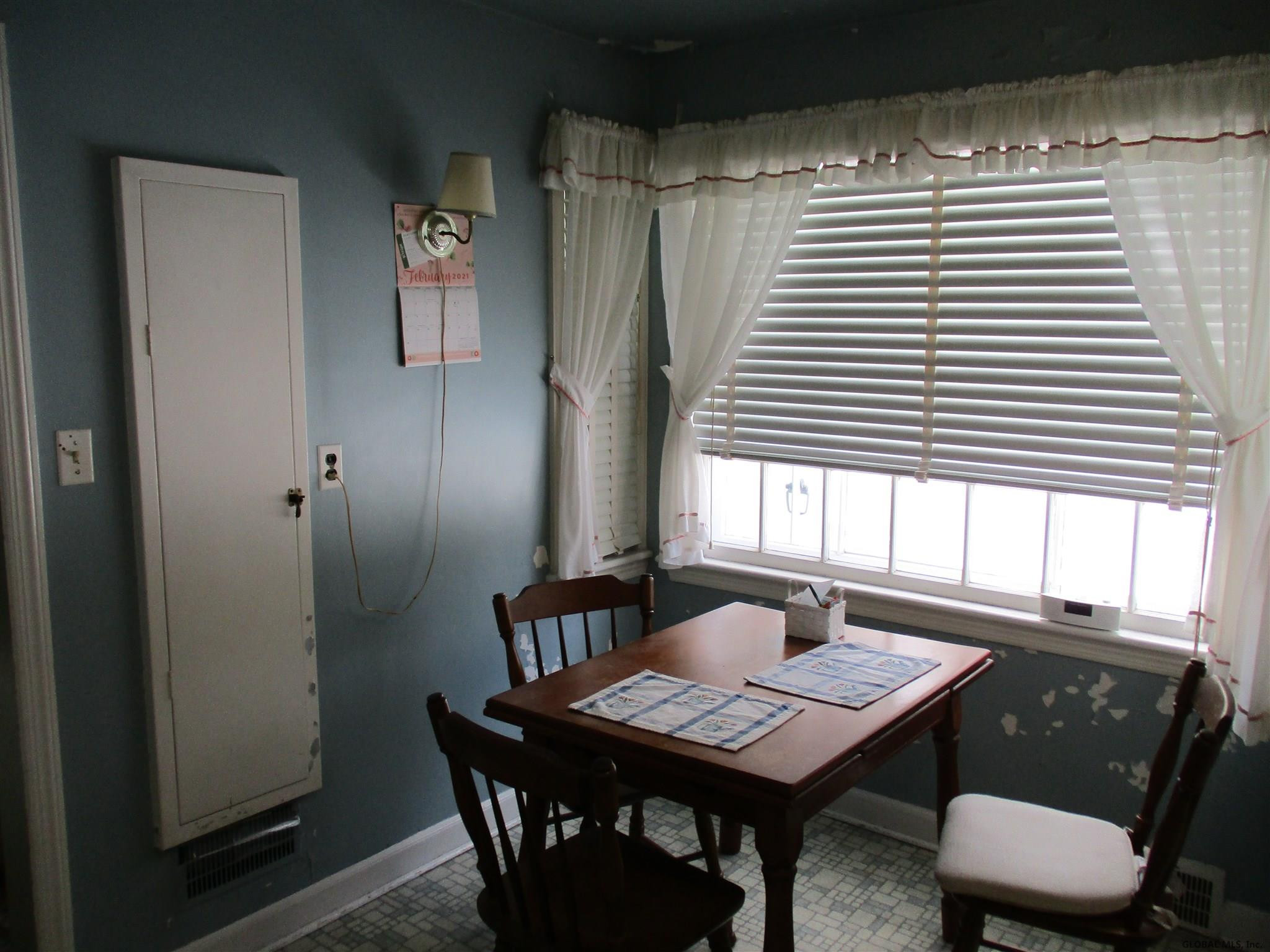20 Clarendon Road Albany, NY 12203 - Photo 12 of 37 Photo 15