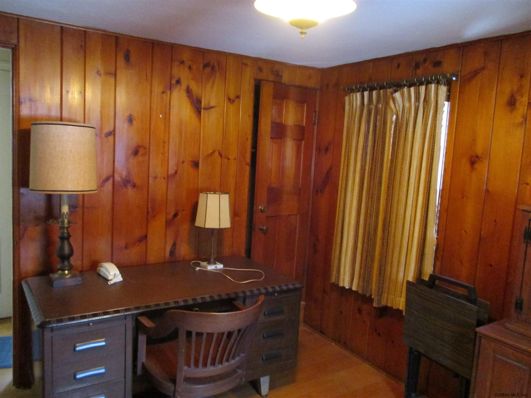 20 Clarendon Road Albany, NY 12203 - Photo 18 of 37 Photo 21
