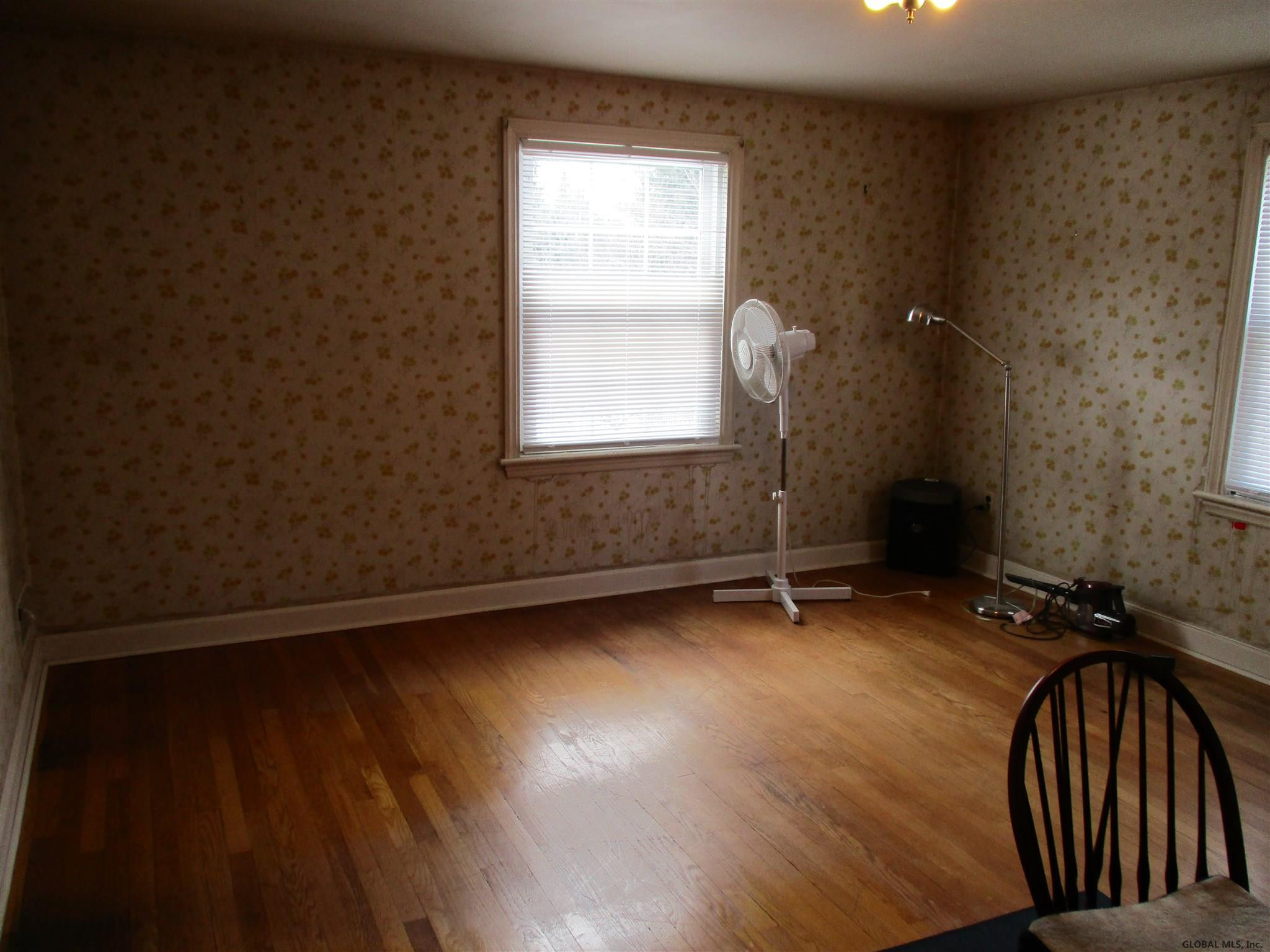 20 Clarendon Road Albany, NY 12203 - Photo 21 of 37 Photo 25