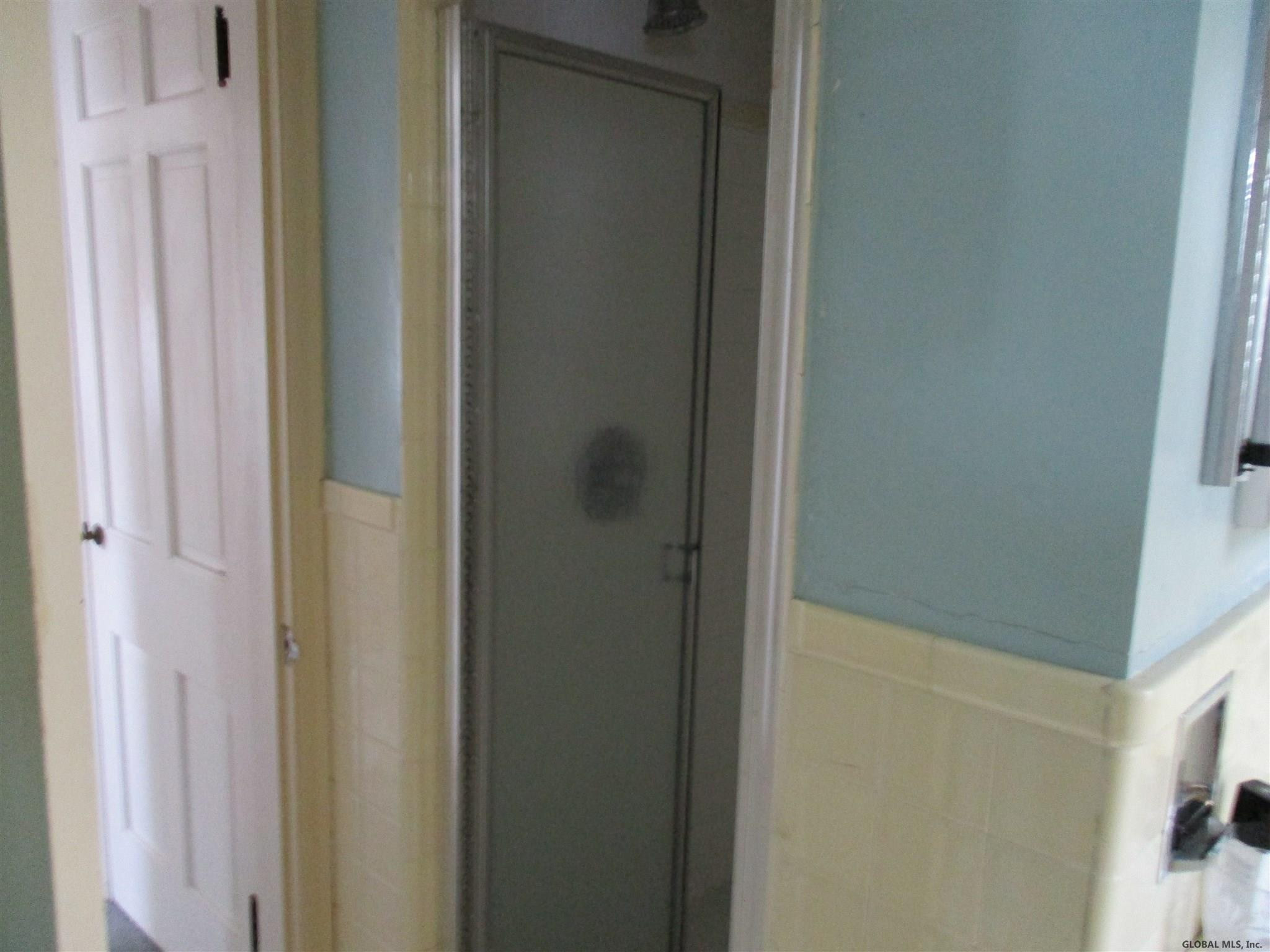 20 Clarendon Road Albany, NY 12203 - Photo 25 of 37 Photo 30