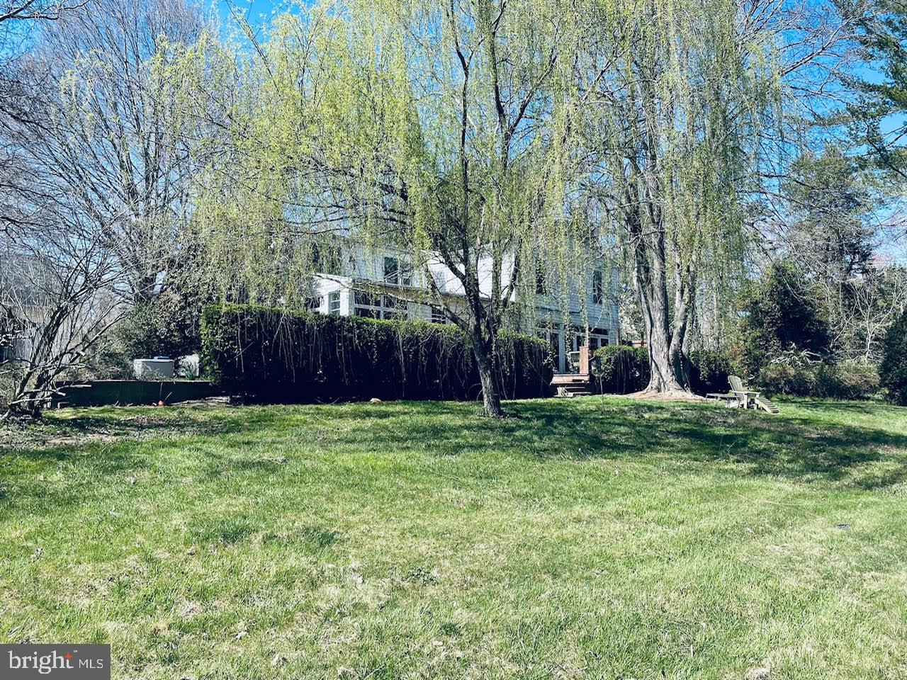 159 West Bay Front Road Lothian, MD 20711 - Photo 3 of 64 a backyard of a house with lots of green space