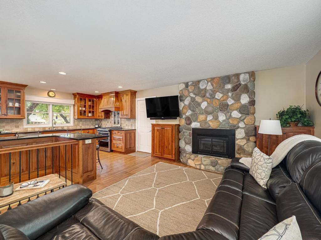 5137 Forest Road Minnetonka, MN 55345 - Photo 17 of 37 Gallery Image 17