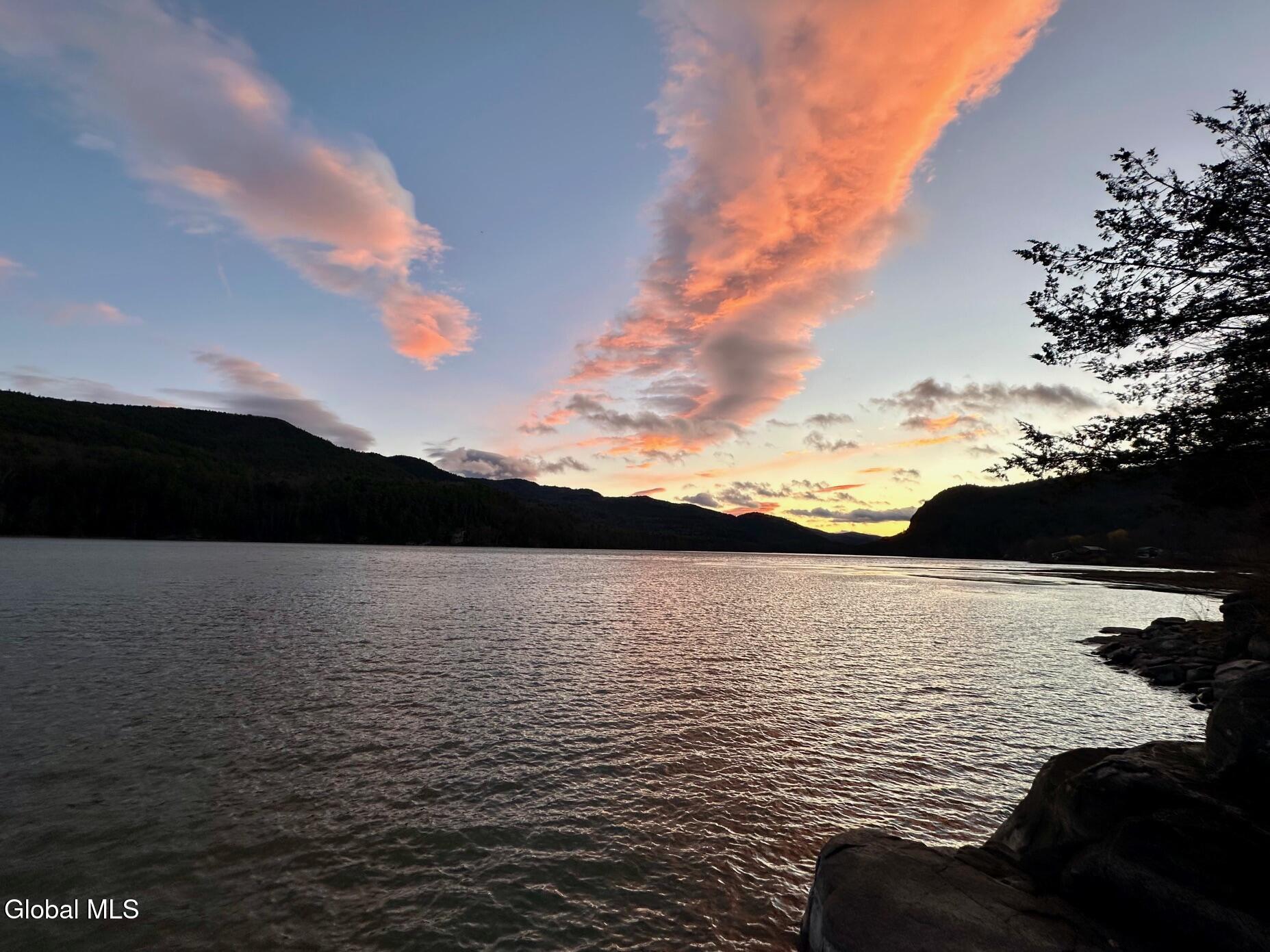 153 South Bay Road Dresden, NY 12819 - Photo 3 of 31 IMG_7988