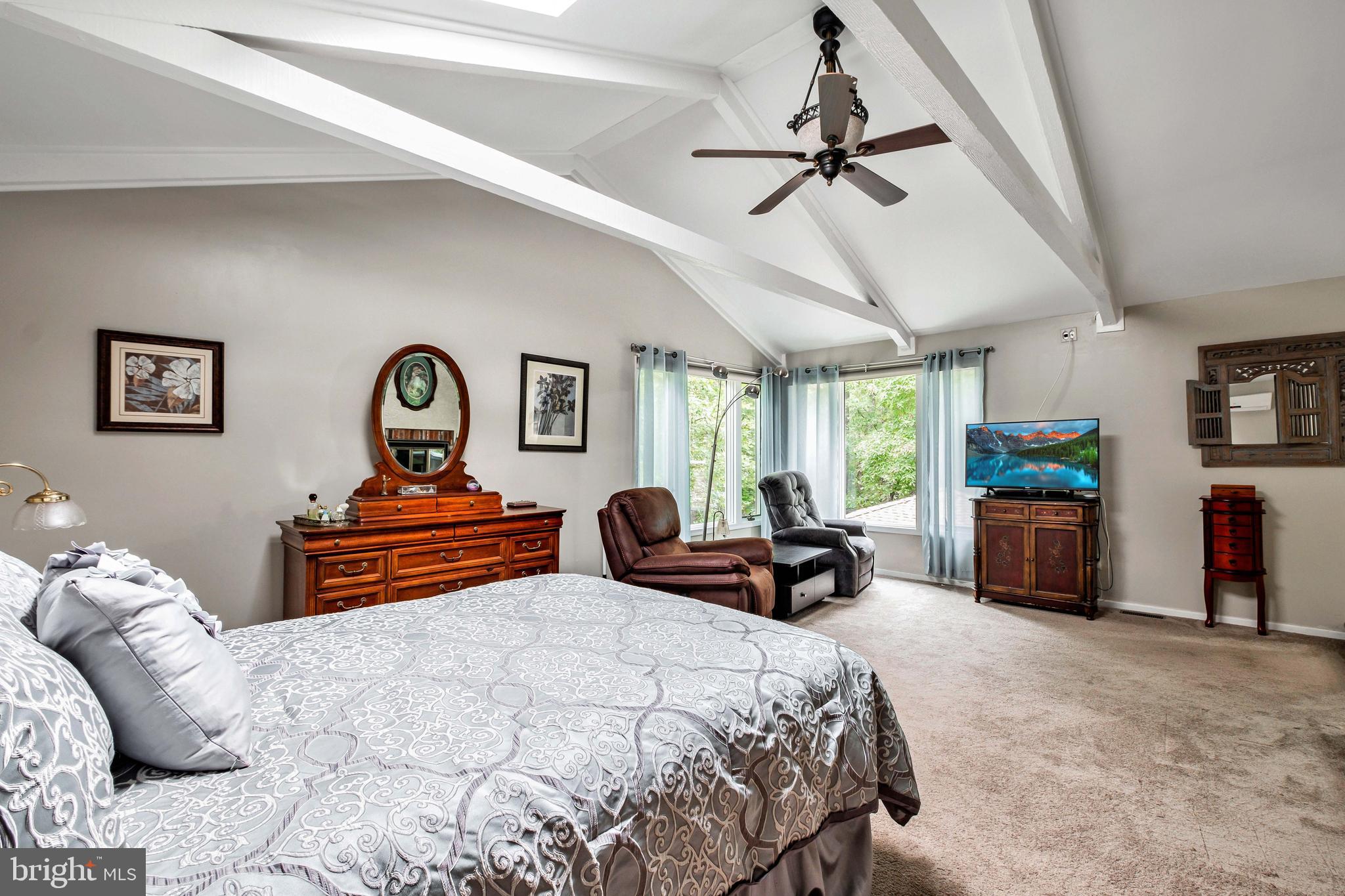 6 Dickson Drive Medford, NJ 08055 - Photo 36 of 64 Primary Bedroom