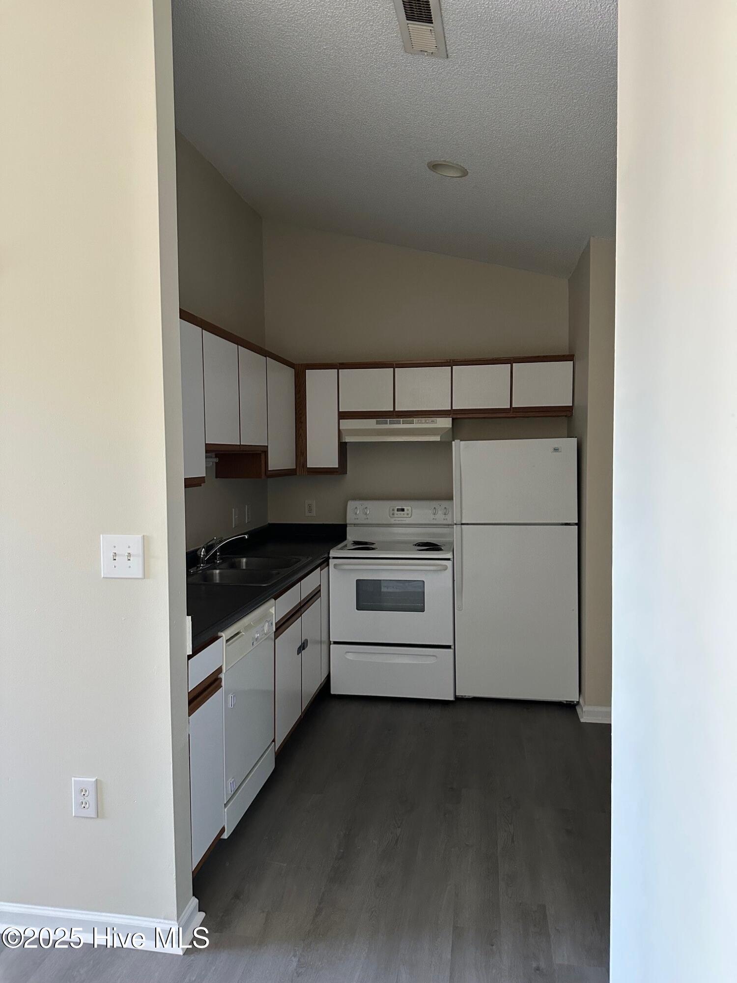 4468 Magellan Court, Unit F Ayden, NC 28513 - Photo 9 of 15 Magellan Court 4460 G (9)