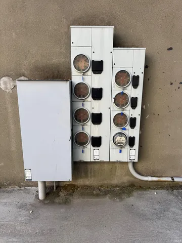 $89,000 | 125 North Perry Street, Attica, IN 47918