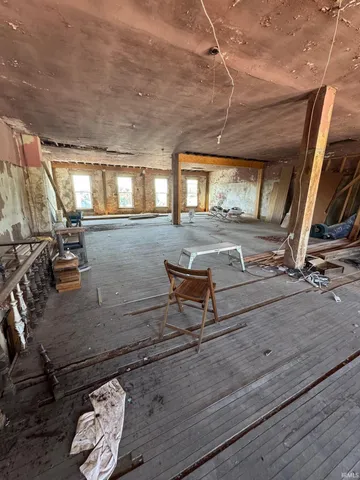 $89,000 | 125 North Perry Street, Attica, IN 47918