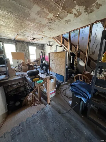 $89,000 | 125 North Perry Street, Attica, IN 47918