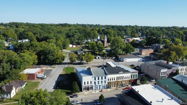 $89,000 | 125 North Perry Street, Attica, IN 47918