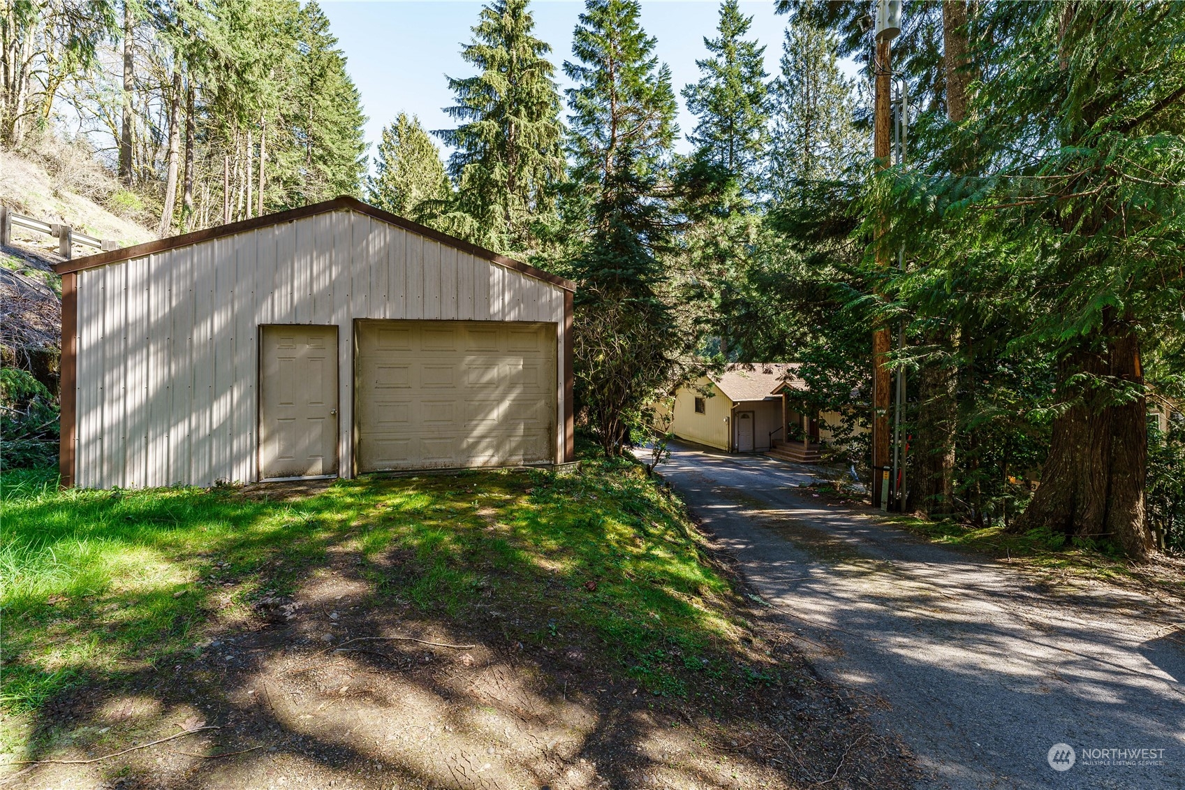 2427 Kalama River Road Kalama, WA 98625 - Photo 35 of 40 Gallery Image 35