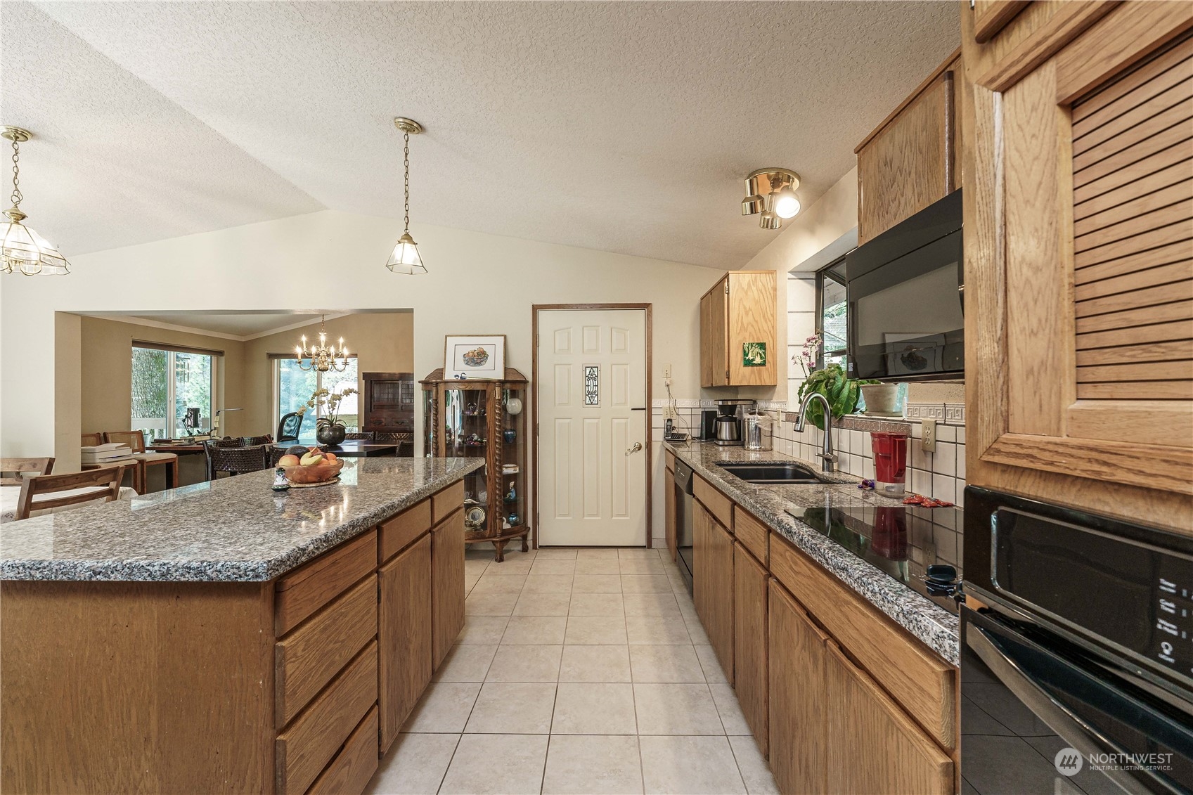 2427 Kalama River Road Kalama, WA 98625 - Photo 7 of 40 Gallery Image 7