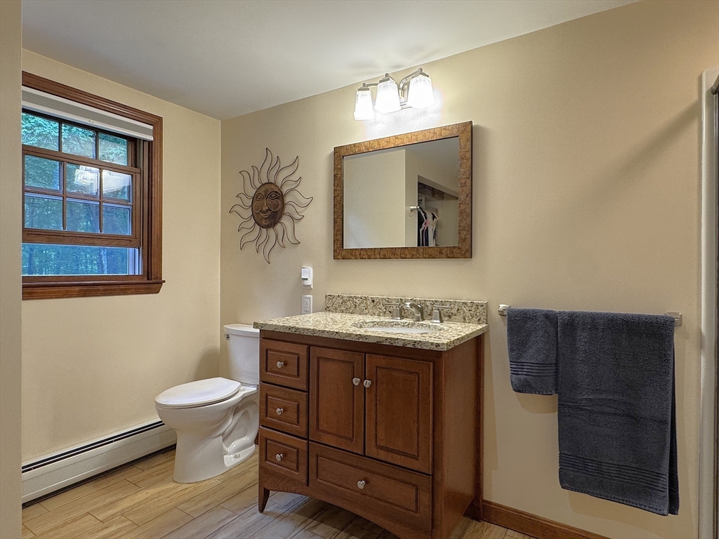 4 Riverwood Road Kingston, NH 03848 - Photo 24 of 42