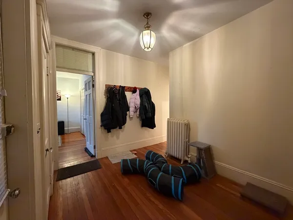 $5,250 | 92 Wallingford Road, Unit 1, Boston, MA 02135