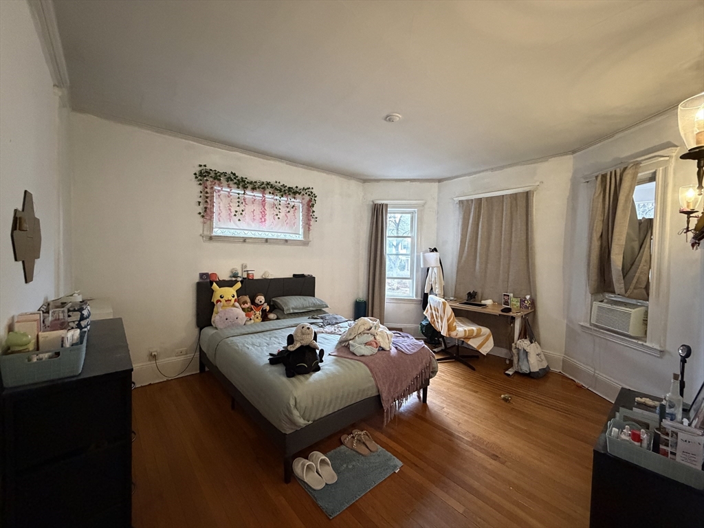 92 Wallingford Road, Unit 1 Boston, MA 02135 - Photo 5 of 16