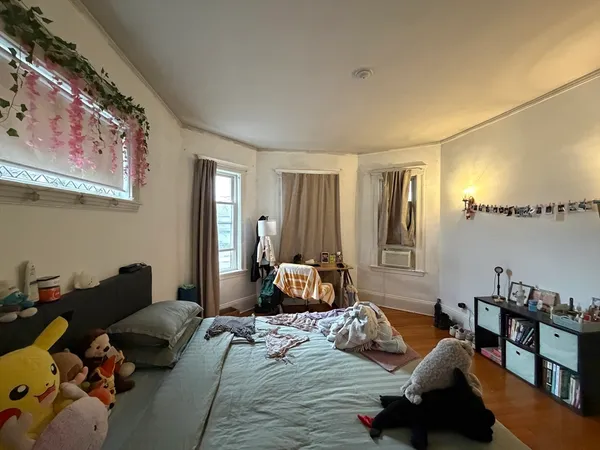 $5,250 | 92 Wallingford Road, Unit 1, Boston, MA 02135