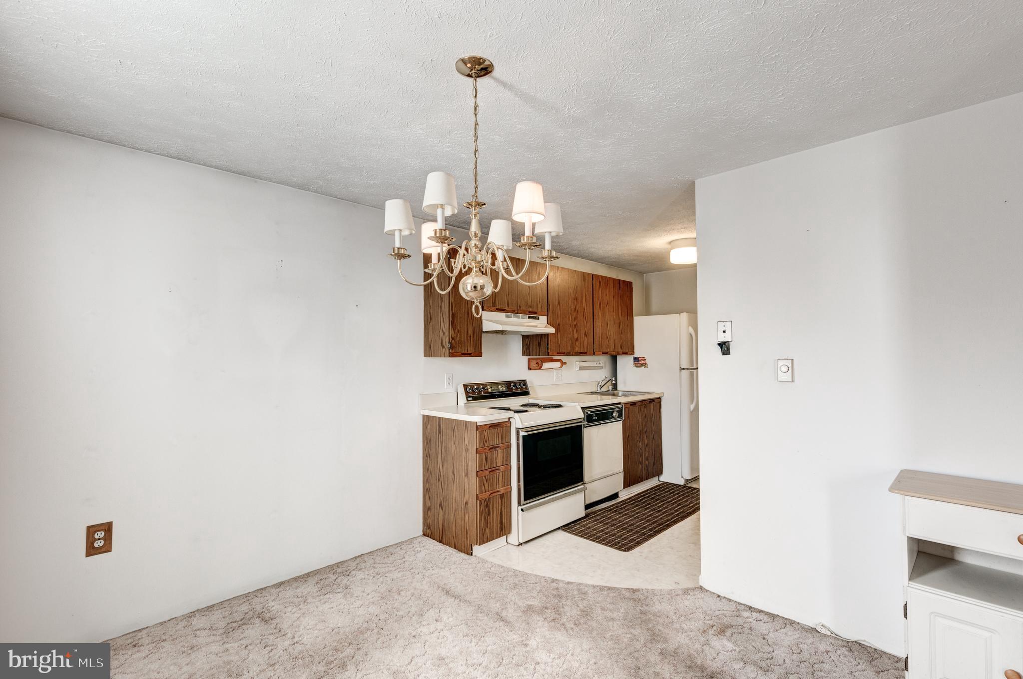11 Rollwin Road Windsor Mill, MD 21244 - Photo 7 of 45
