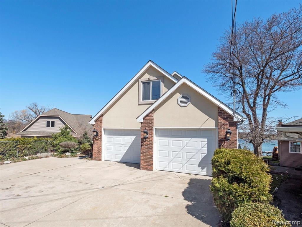 1821 Union Lake Road Commerce Township, MI 48382 - Photo 20 of 25