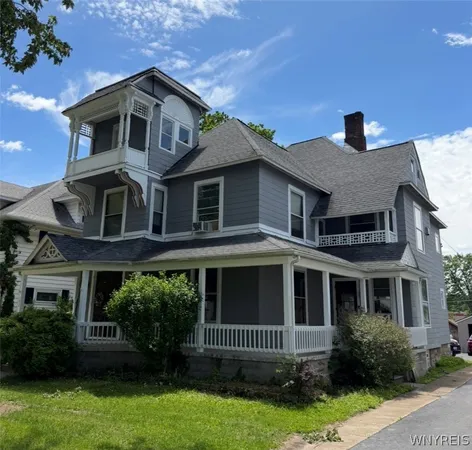 $369,500 | 102 Niagara Street, Lockport City, NY 14094