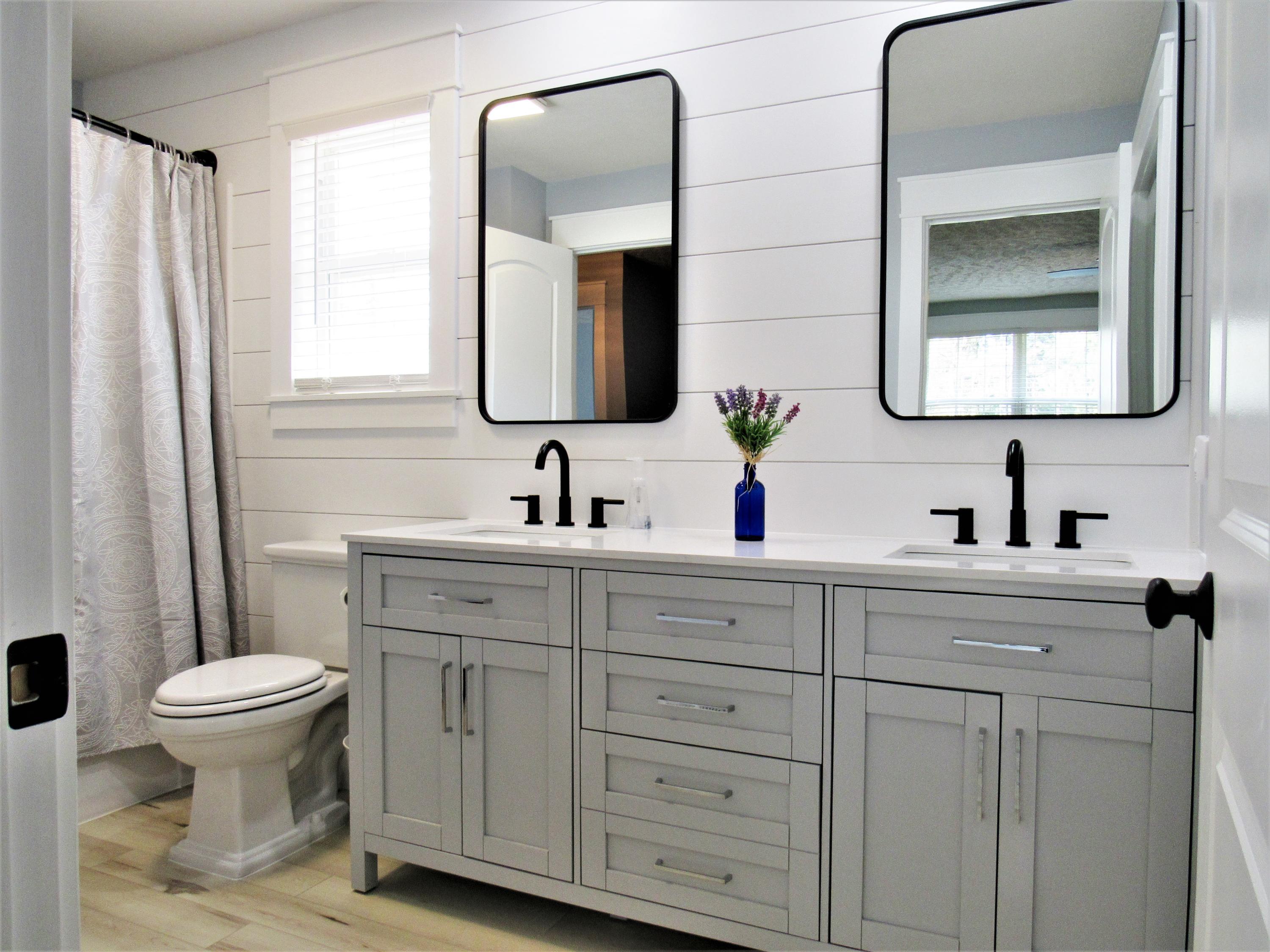 7541 West Beard Road Perry, MI 48872 - Photo 21 of 46 2nd Floor Full Bath
