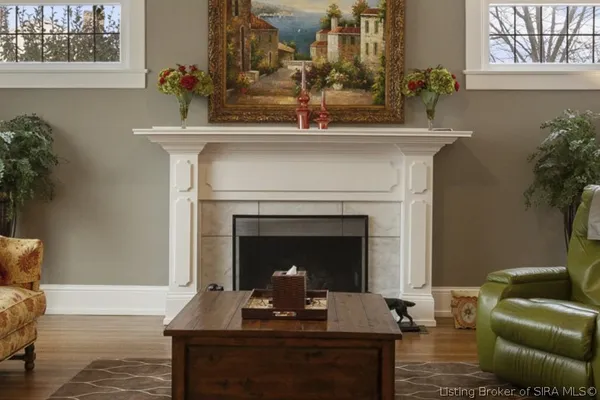 $499,500 | 922 East Spring Street, New Albany, IN 47150