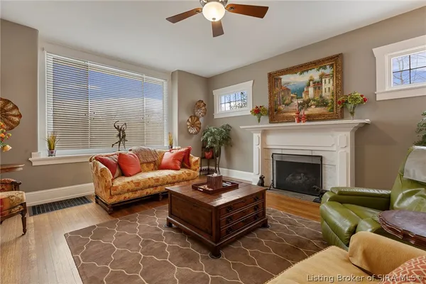 $499,500 | 922 East Spring Street, New Albany, IN 47150