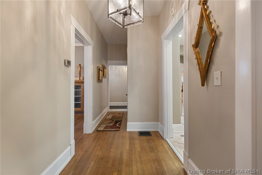 922 East Spring Street New Albany, IN 47150 - Photo 19 of 67