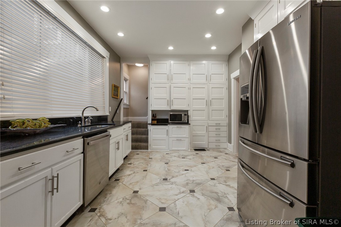 922 East Spring Street New Albany, IN 47150 - Photo 22 of 67