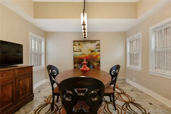 $499,500 | 922 East Spring Street, New Albany, IN 47150