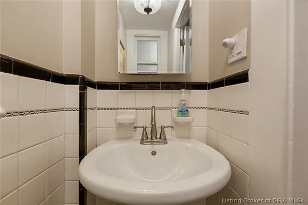 $499,500 | 922 East Spring Street, New Albany, IN 47150