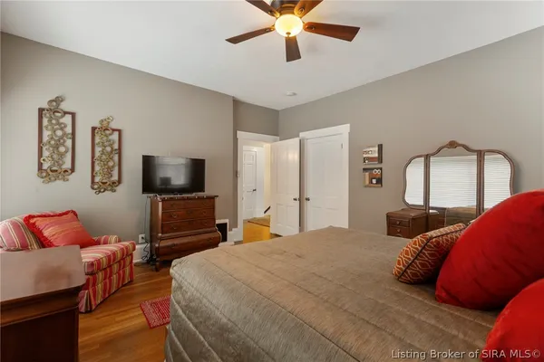 $499,500 | 922 East Spring Street, New Albany, IN 47150