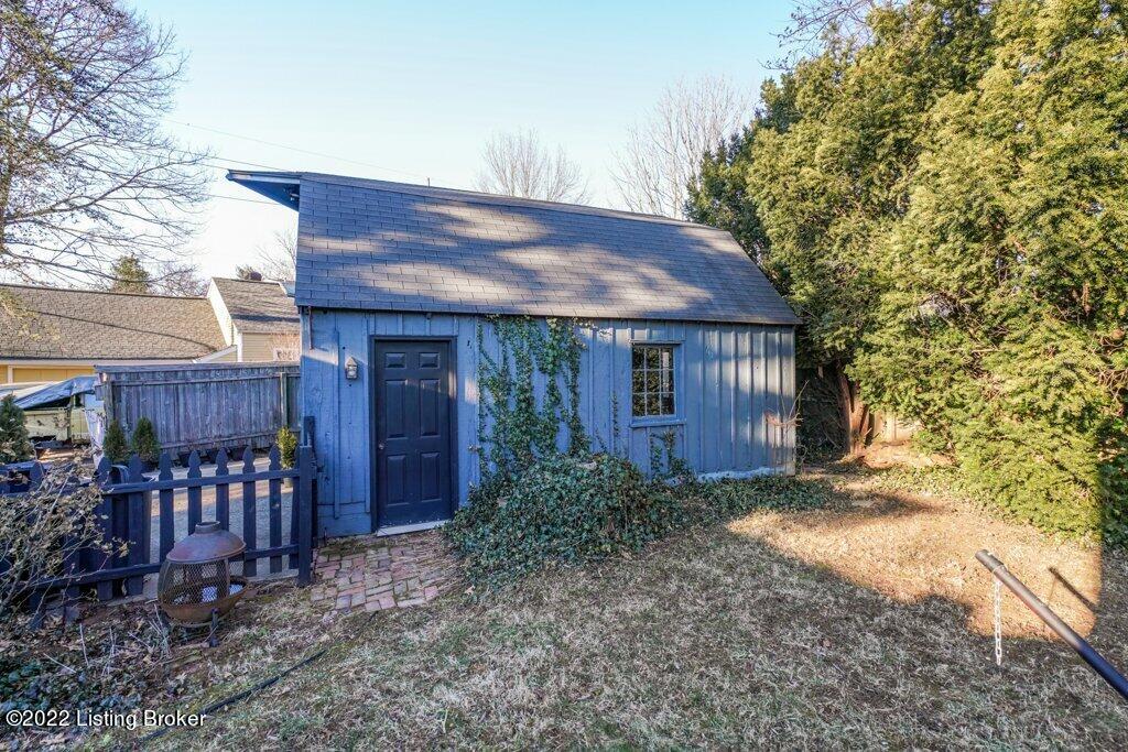 117 Holley Road Louisville, KY 40222 - Photo 37 of 44 037-117-37_m