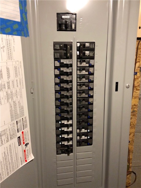 8 6th Street Warren, RI 02885 - Photo 29 of 41 200 Amp electric